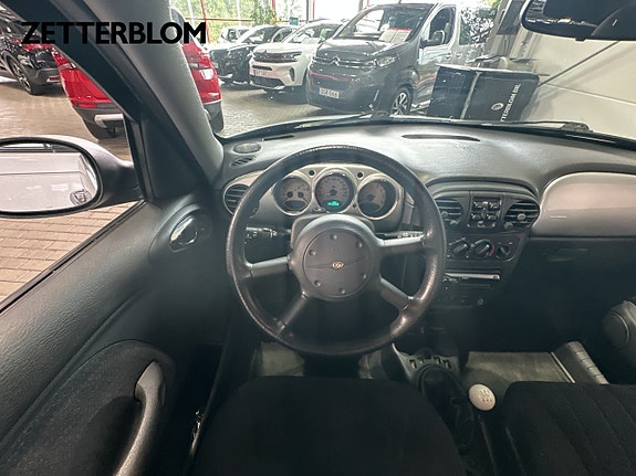 Chrysler PT Cruiser 12 of 14