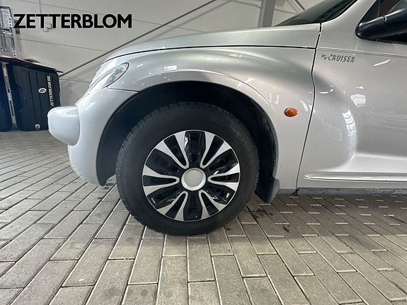 Chrysler PT Cruiser 13 of 14