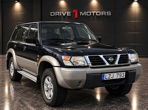 Nissan Patrol 3 of 14