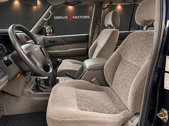 Nissan Patrol 12 of 14
