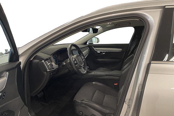 Volvo V90 13 of 23