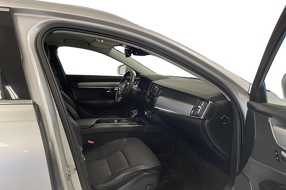 Volvo V90 14 of 23