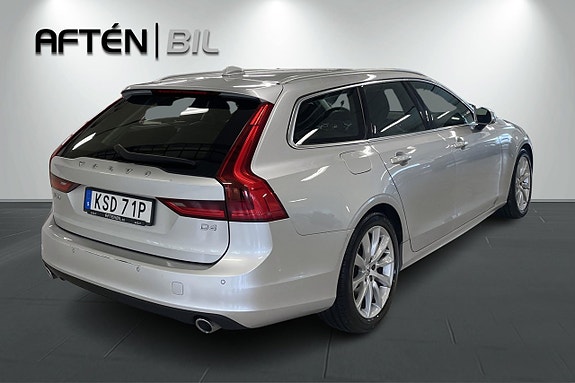 Volvo V90 10 of 23