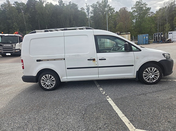Volkswagen Caddy Maxi 3 of 9