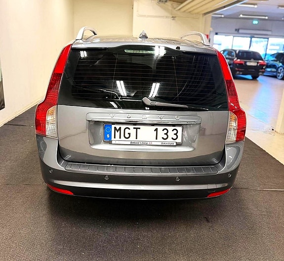 Volvo V50 6 of 18