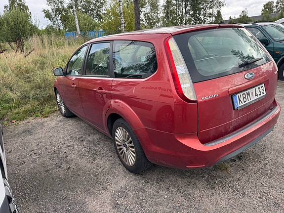 Ford Focus 3 of 4