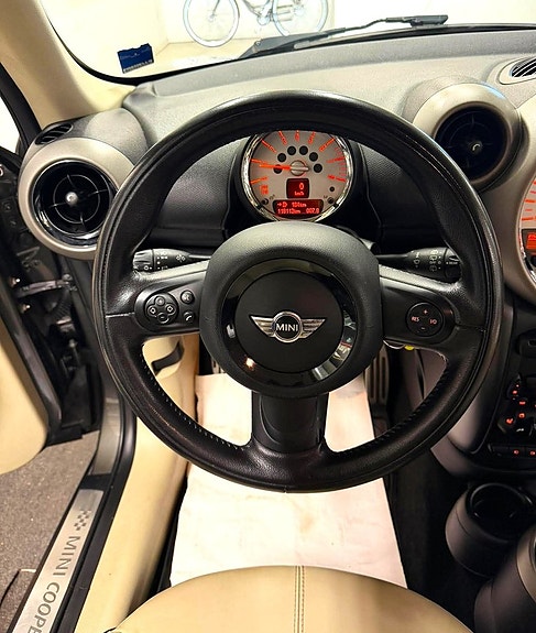 MINI Countryman Cooper S 12 of 16