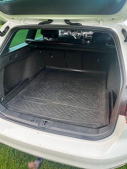 Volkswagen Passat 8 of 10