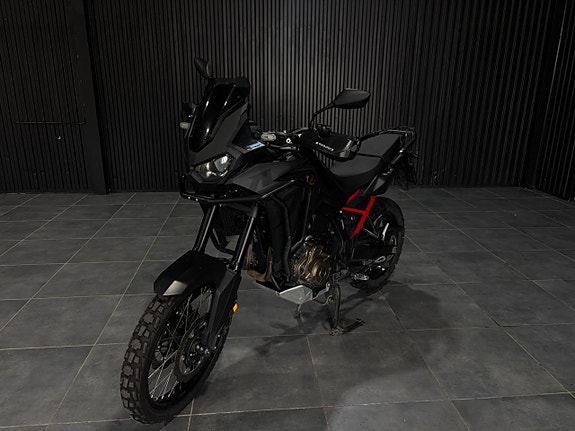 Honda CRF1100D 102hk, 2022 - Akrapovic - DCT