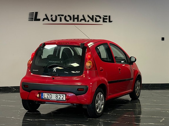 Peugeot 107 6 of 13