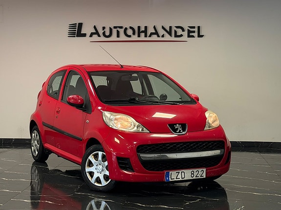 Peugeot 107 3 of 13