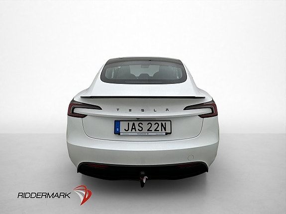 Tesla Model 3 8 of 30
