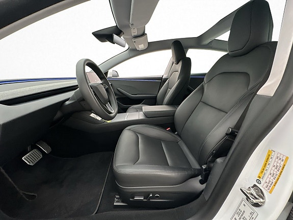 Tesla Model 3 10 of 30