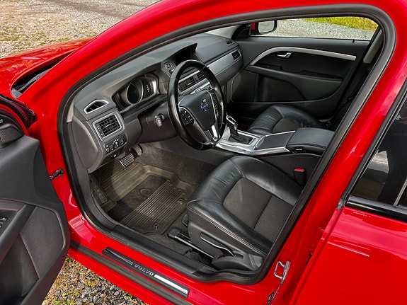 Volvo V70 9 of 10