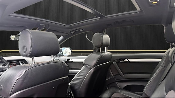 Audi Q7 11 of 11