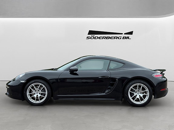 Porsche 718 Cayman 7 of 30