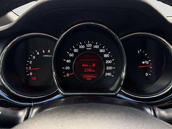 Kia Ceed 13 of 30