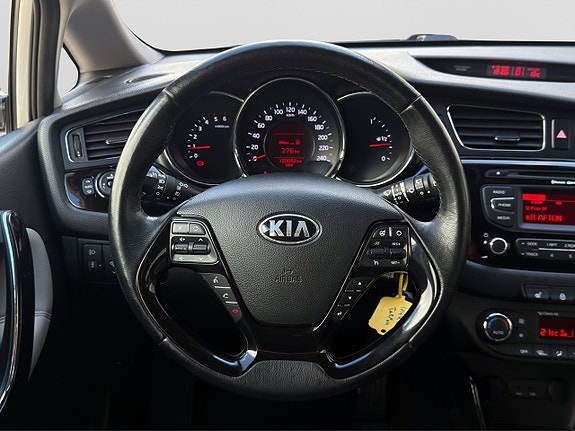 Kia Ceed 12 of 30