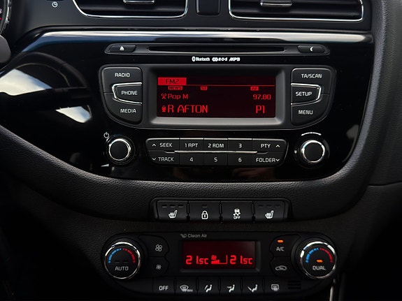 Kia Ceed 18 of 30