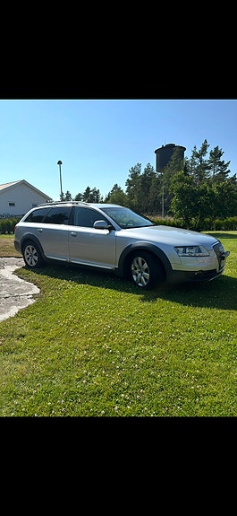 Audi A6 allroad 2 of 5