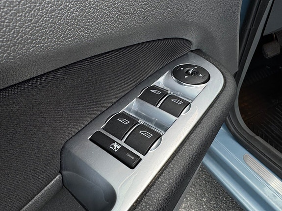Ford Focus 16 of 23