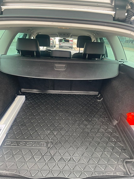 Volkswagen Passat Alltrack 5 of 5