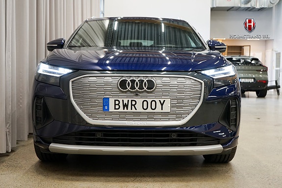 Audi Q4 e-tron 5 of 22