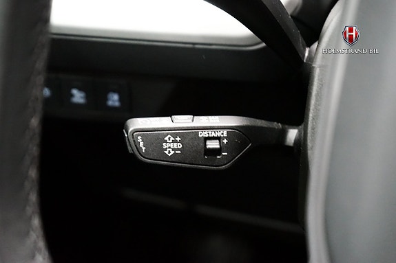 Audi Q4 e-tron 13 of 22