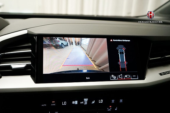 Audi Q4 e-tron 15 of 22