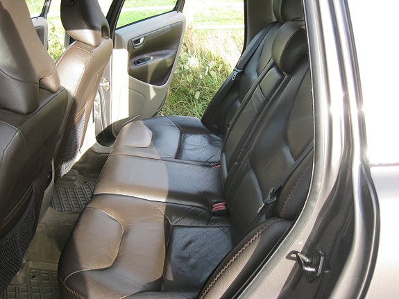 Volvo XC70 11 of 14