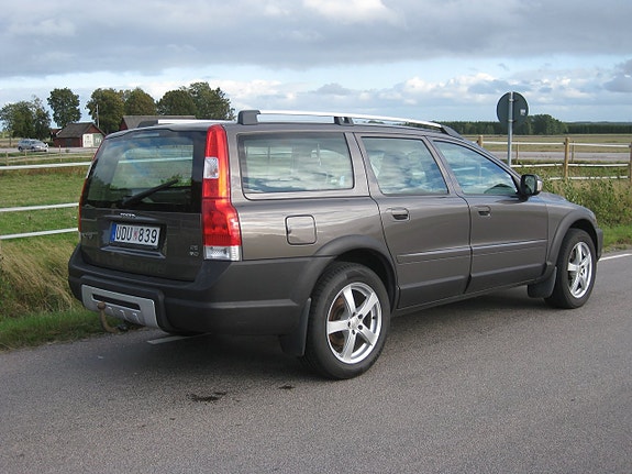 Volvo XC70 3 of 14