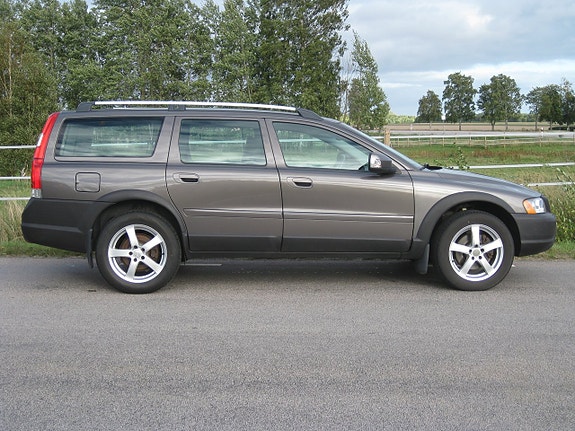 Volvo XC70 5 of 14