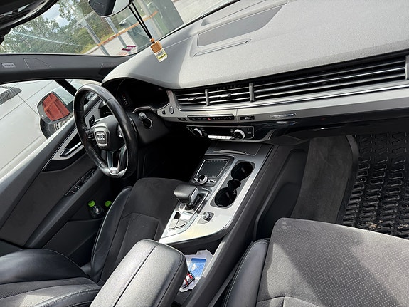 Audi Q7 6 of 10