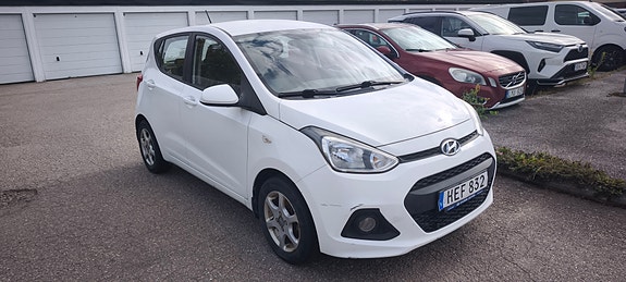 Hyundai i10 5 of 12