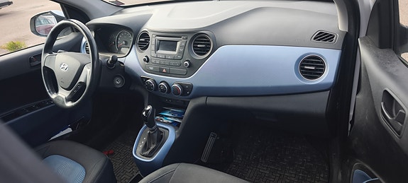 Hyundai i10 6 of 12