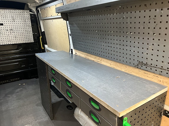 Volkswagen Crafter 17 of 30