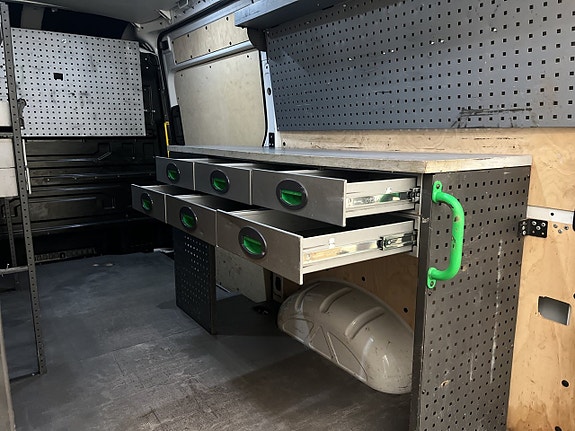 Volkswagen Crafter 21 of 30