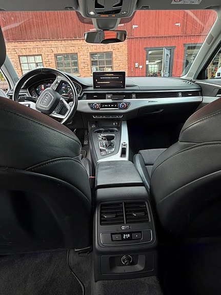Audi A4 allroad 15 of 18