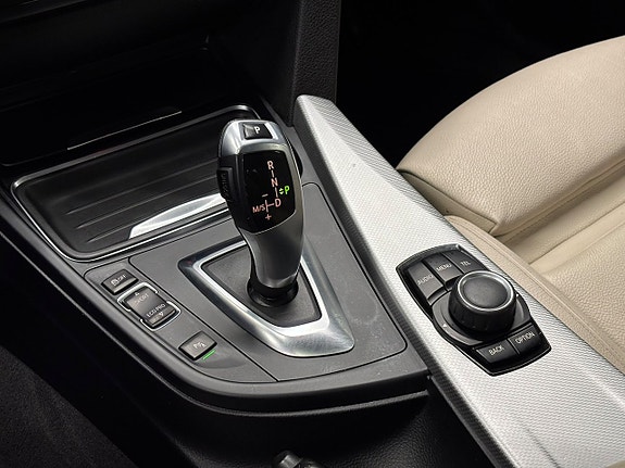 BMW 320d 22 of 30