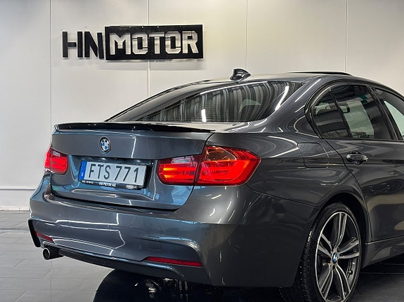 BMW 320d 9 of 30