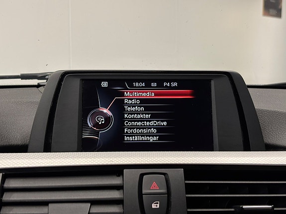 BMW 320d 26 of 30