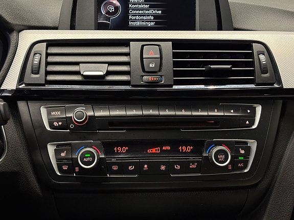 BMW 320d 23 of 30