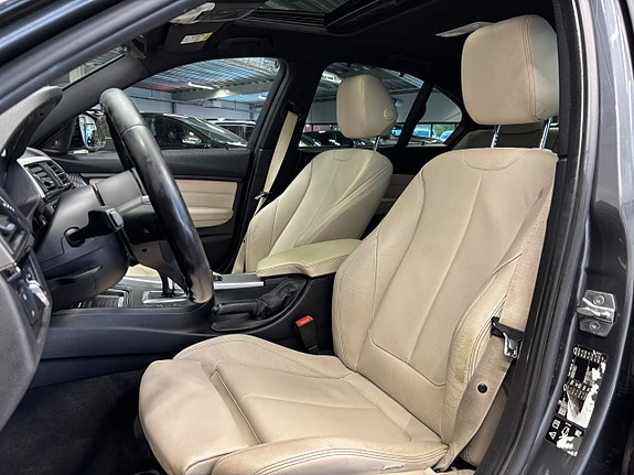 BMW 320d 14 of 30