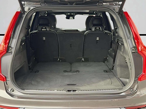 Volvo XC90 23 of 27