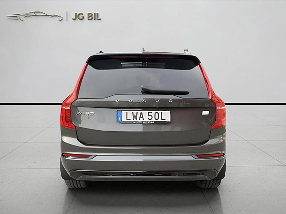 Volvo XC90 6 of 27