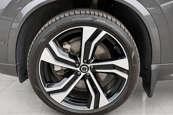 Volvo XC90 26 of 26