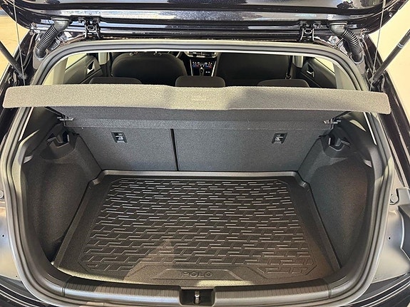 Volkswagen Polo 15 of 15