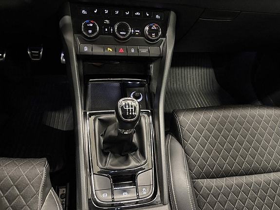 Skoda Karoq 21 of 26