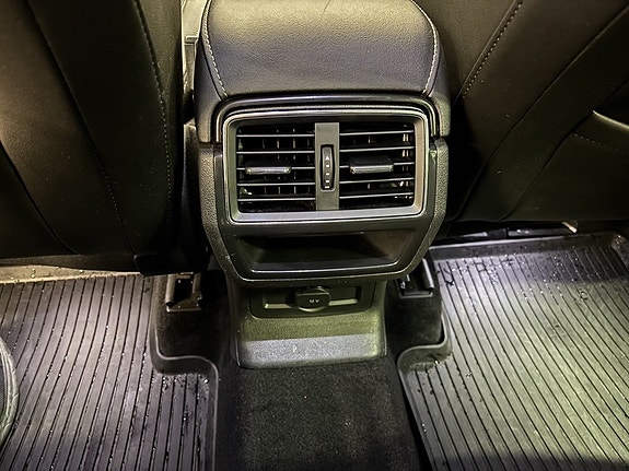 Skoda Karoq 10 of 26