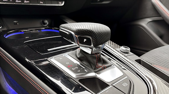 Audi A4 14 of 14